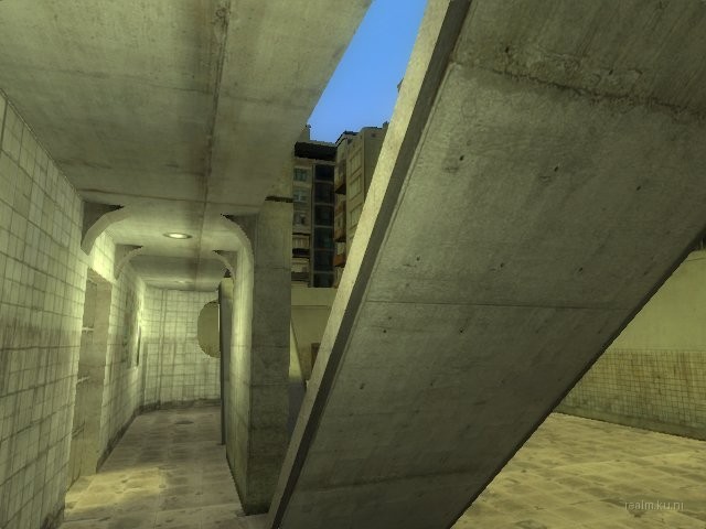 fy_poolparty_deserted thumb 34