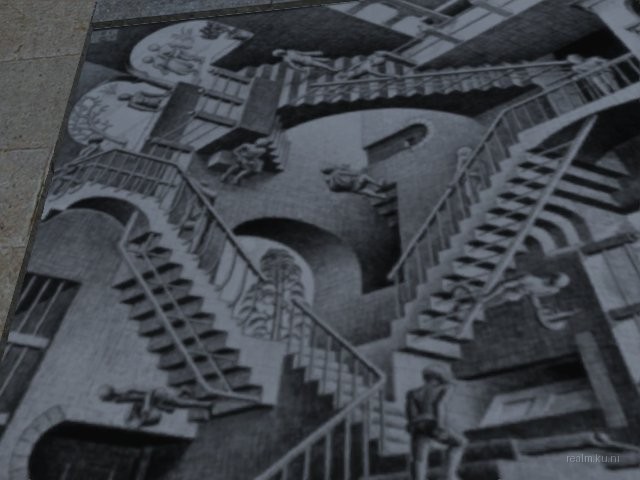 dm_relativity_400_b1a thumb 8